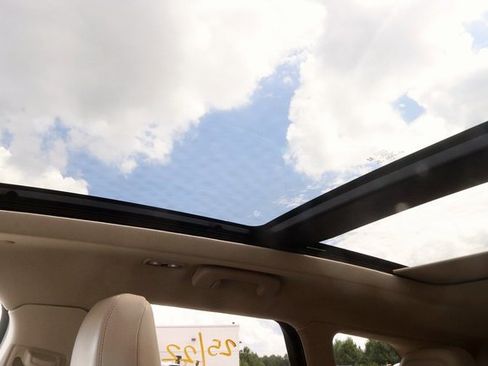 Used 2022 Lincoln Corsair Reserve w/ Sport Package image 28