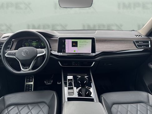 Used 2024 Volkswagen Atlas SEL Premium R-Line image 15