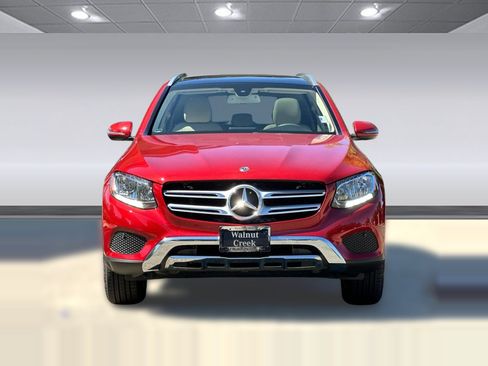 Used 2019 Mercedes-Benz GLC 300 4MATIC image 5