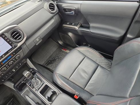 Used 2020 Toyota Tacoma TRD Pro image 15
