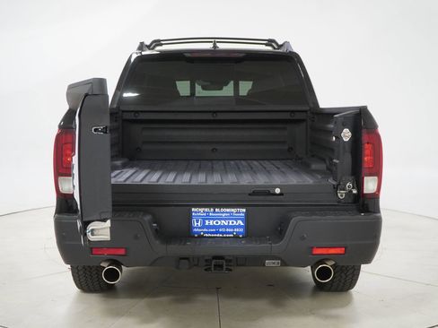Used 2024 Honda Ridgeline TrailSport image 11