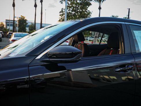 New 2026 Nissan Sentra SR image 12