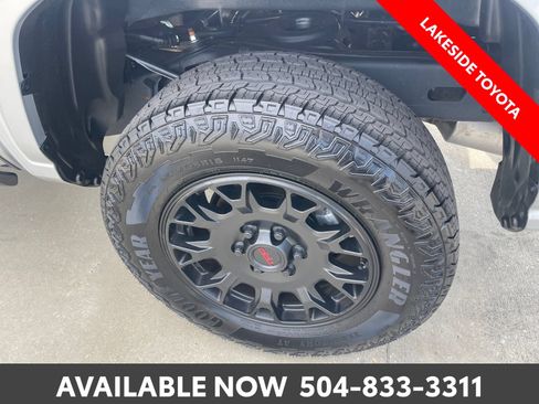 Certified 2026 Toyota Tacoma SR5 AWD/4WD image 13