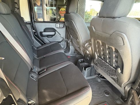 Used 2020 Jeep Gladiator Rubicon image 27