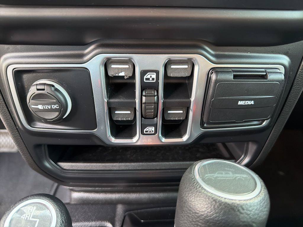 Used 2020 Jeep Gladiator Sport w/ Quick Order Package 24S AWD/4WD image 34