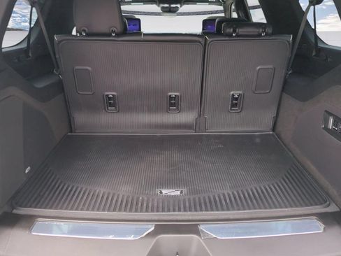 Used 2026 Cadillac Escalade ESV Platinum Sport w/ LPO, Floor Liner Package AWD/4WD image 17