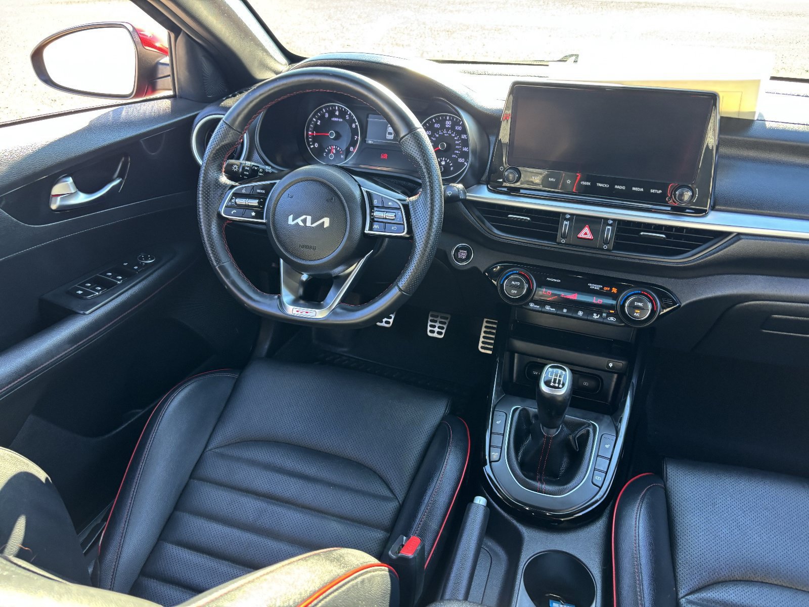 Used 2023 Kia Forte GT FWD image 14