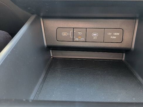 Used 2025 Hyundai Sonata SEL FWD image 21