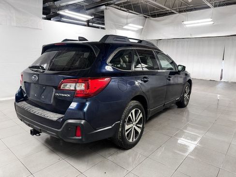 Used 2018 Subaru Outback 2.5i Limited image 6