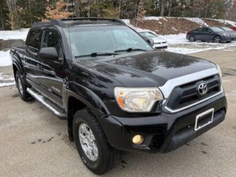 Used 2013 Toyota Tacoma 4x4 Double Cab image 2