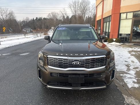 Used 2020 Kia Telluride S image 2