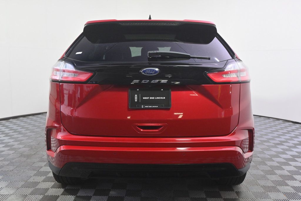 Used 2023 Ford Edge ST-Line AWD/4WD image 5