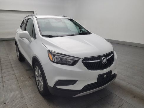 Used 2020 Buick Encore Preferred w/ Safety Package FWD image 13