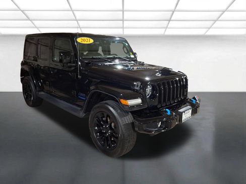 Certified 2021 Jeep Wrangler Unlimited Sahara AWD/4WD image 1