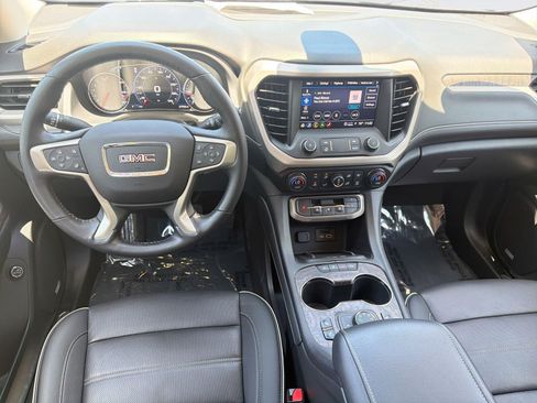 Used 2022 GMC Acadia Denali w/ Denali Ultimate Package AWD/4WD image 7