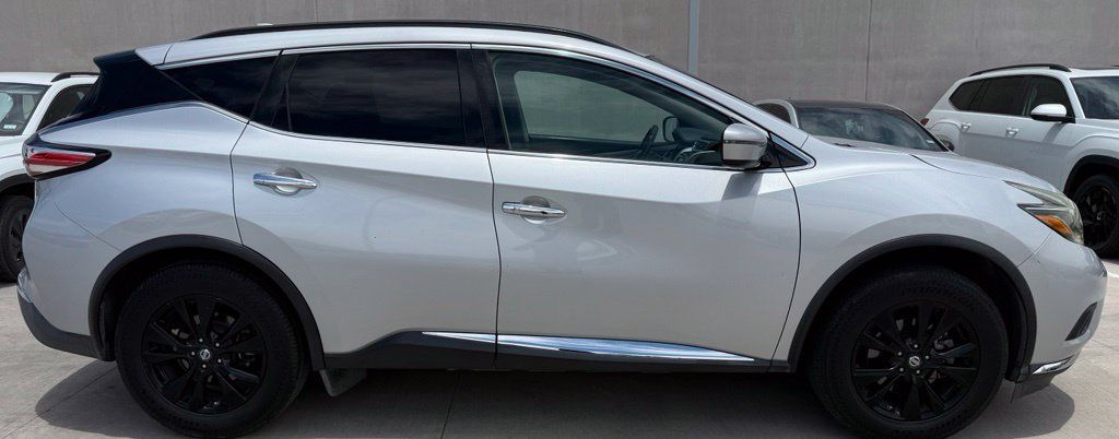 Used 2018 Nissan Murano SV FWD image 5