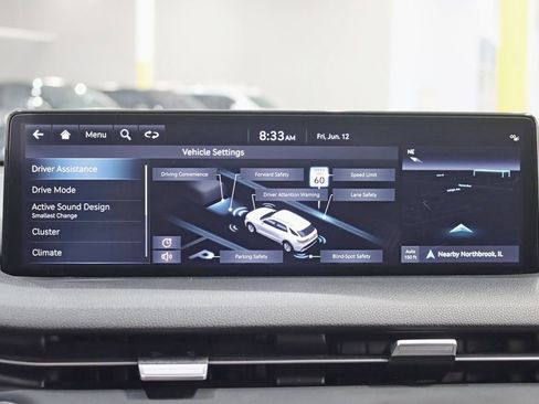 Used 2023 Genesis GV70 2.5T w/ Advanced Package AWD/4WD image 23