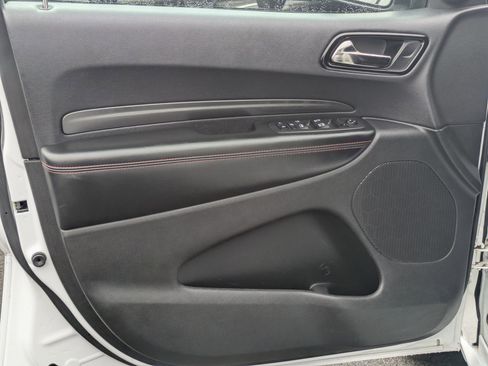 Used 2023 Dodge Durango GT image 11