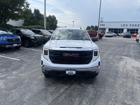 Used 2023 GMC Sierra 1500 Pro AWD/4WD image 3