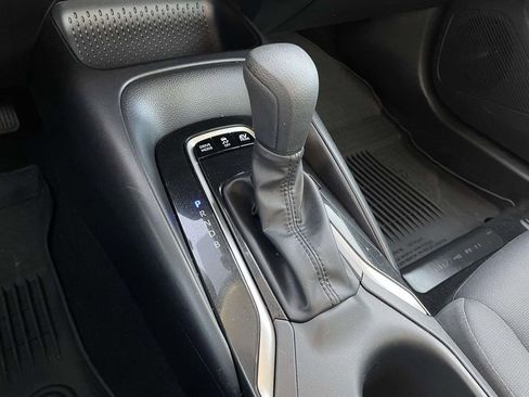 Used 2023 Toyota Corolla LE image 21