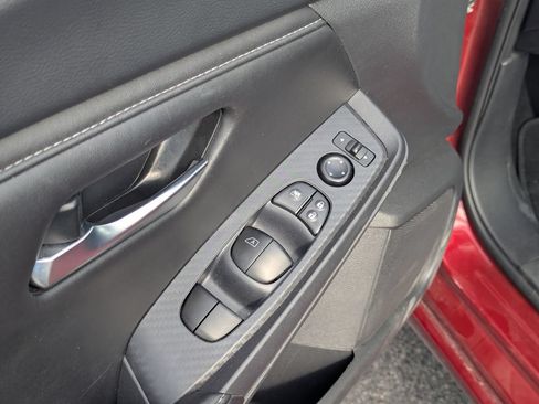 Used 2024 Nissan Sentra SV FWD image 25
