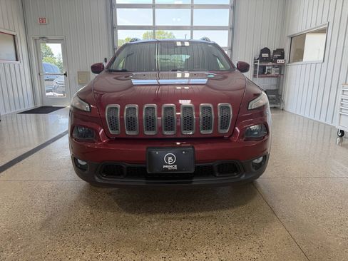 Used 2015 Jeep Cherokee Latitude AWD/4WD image 7