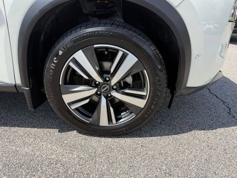 Certified 2023 Nissan Rogue SL w/ SL Premium Package AWD/4WD image 12