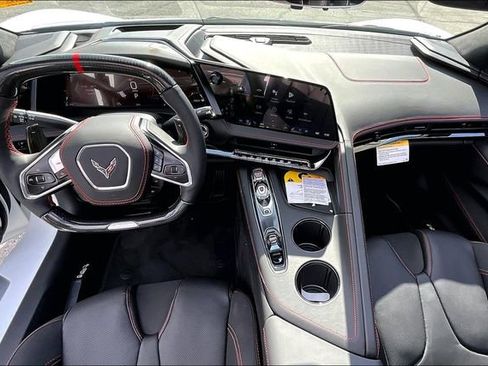 New 2026 Chevrolet Corvette Z06 w/ Z07 Performance Package RWD image 5