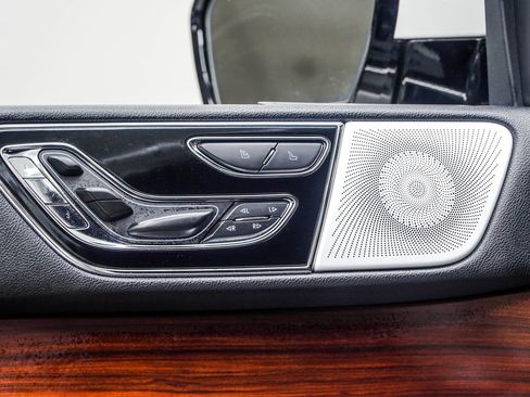 Used 2023 Lincoln Navigator Reserve AWD/4WD image 37