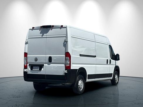 Used 2023 RAM ProMaster 2500 FWD image 4