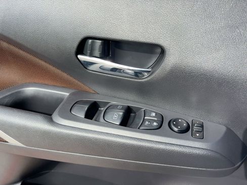 Used 2024 Nissan Kicks SR image 13