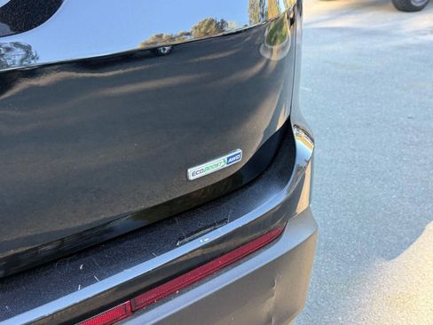 Used 2017 Ford Edge SE AWD/4WD image 12