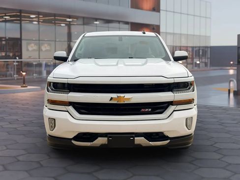 Used 2019 Chevrolet Silverado 1500 LT w/ All Star Edition AWD/4WD image 2