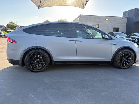 Used 2017 Tesla Model X 100D AWD/4WD image 4