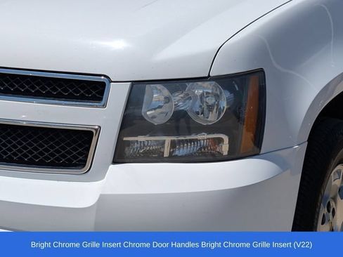 Used 2014 Chevrolet Suburban LT AWD/4WD image 11