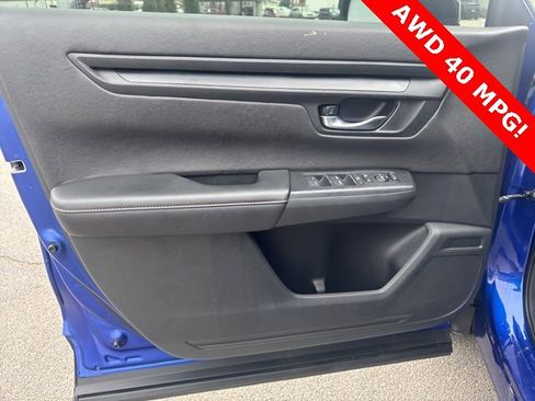 Used 2023 Honda CR-V Sport image 9