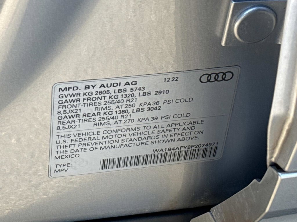 Used 2023 Audi SQ5 Premium Plus w/ Premium Plus Package AWD/4WD image 26