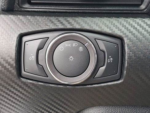 Certified 2019 Ford Mustang Coupe RWD image 25