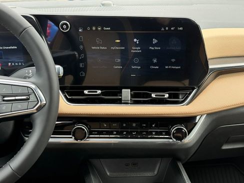 New 2026 Chevrolet Equinox ACTIV FWD image 11