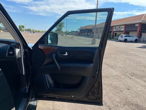 Used 2019 INFINITI QX80 Luxe w/ Proassist Package image 21