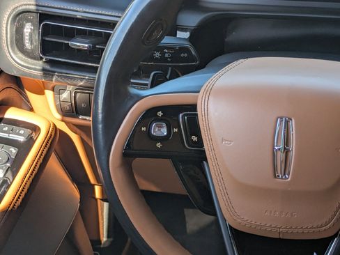 Used 2022 Lincoln Aviator Black Label Grand Touring image 18