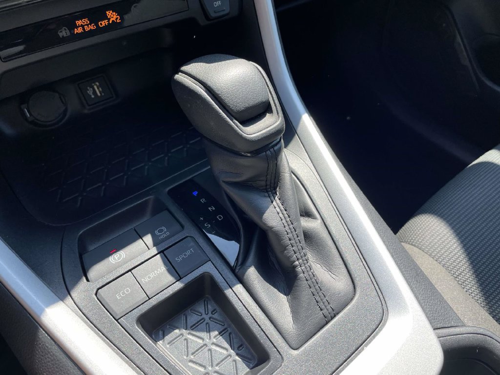 Used 2025 Toyota RAV4 LE FWD image 26