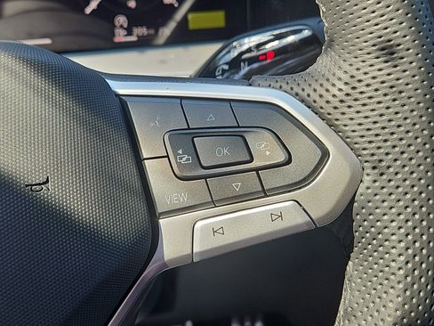 New 2026 Volkswagen Tiguan SE R-Line image 14