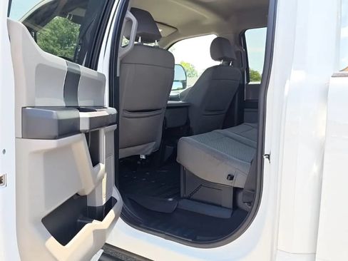 Used 2022 Ford F350 XLT w/ Black Appearance Package AWD/4WD image 17