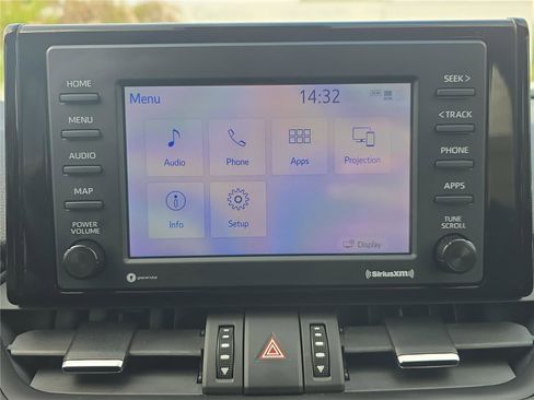 Used 2022 Toyota RAV4 XLE Premium FWD image 17