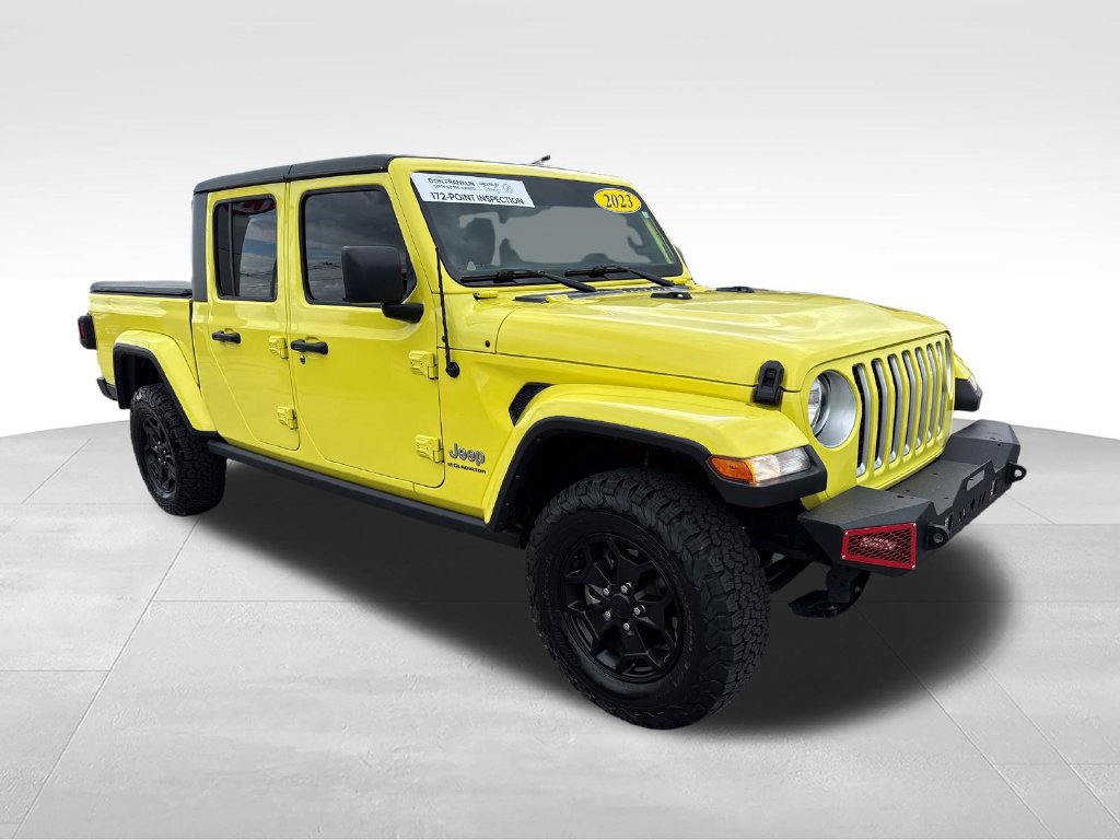 Used 2023 Jeep Gladiator Overland AWD/4WD image 7