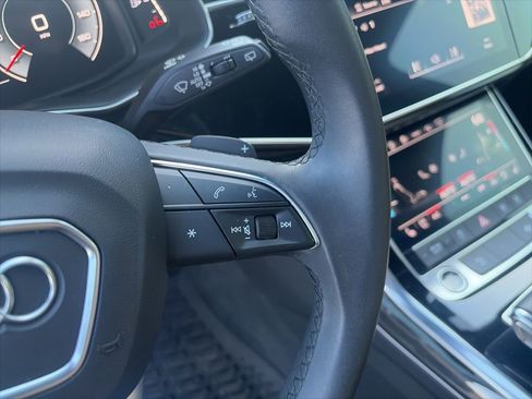 Used 2022 Audi Q7 2.0T Premium Plus image 18