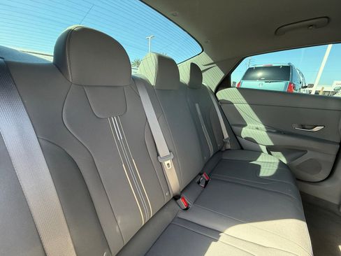 Certified 2025 Hyundai Elantra Sport image 18