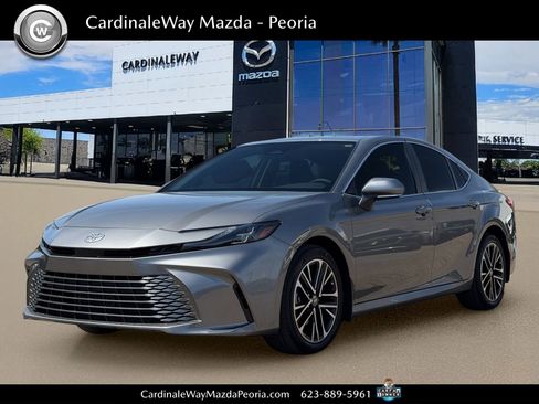 Used 2026 Toyota Camry XLE FWD image 1