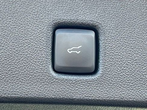 Used 2025 Ford Escape ST-Line Select image 13